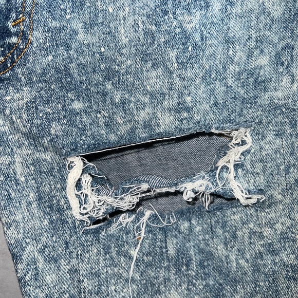 Levi's - DIY Cut Off/Distressed Shorts - Acid Wash - 511 Fit - 34 Men's - Thrash - Picture 2 of 8